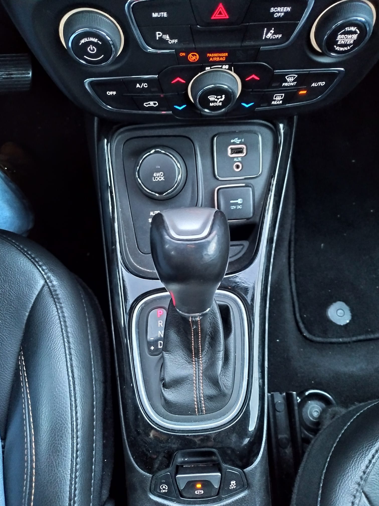 WhatsApp Image 2025-10-24 at 19.05.44