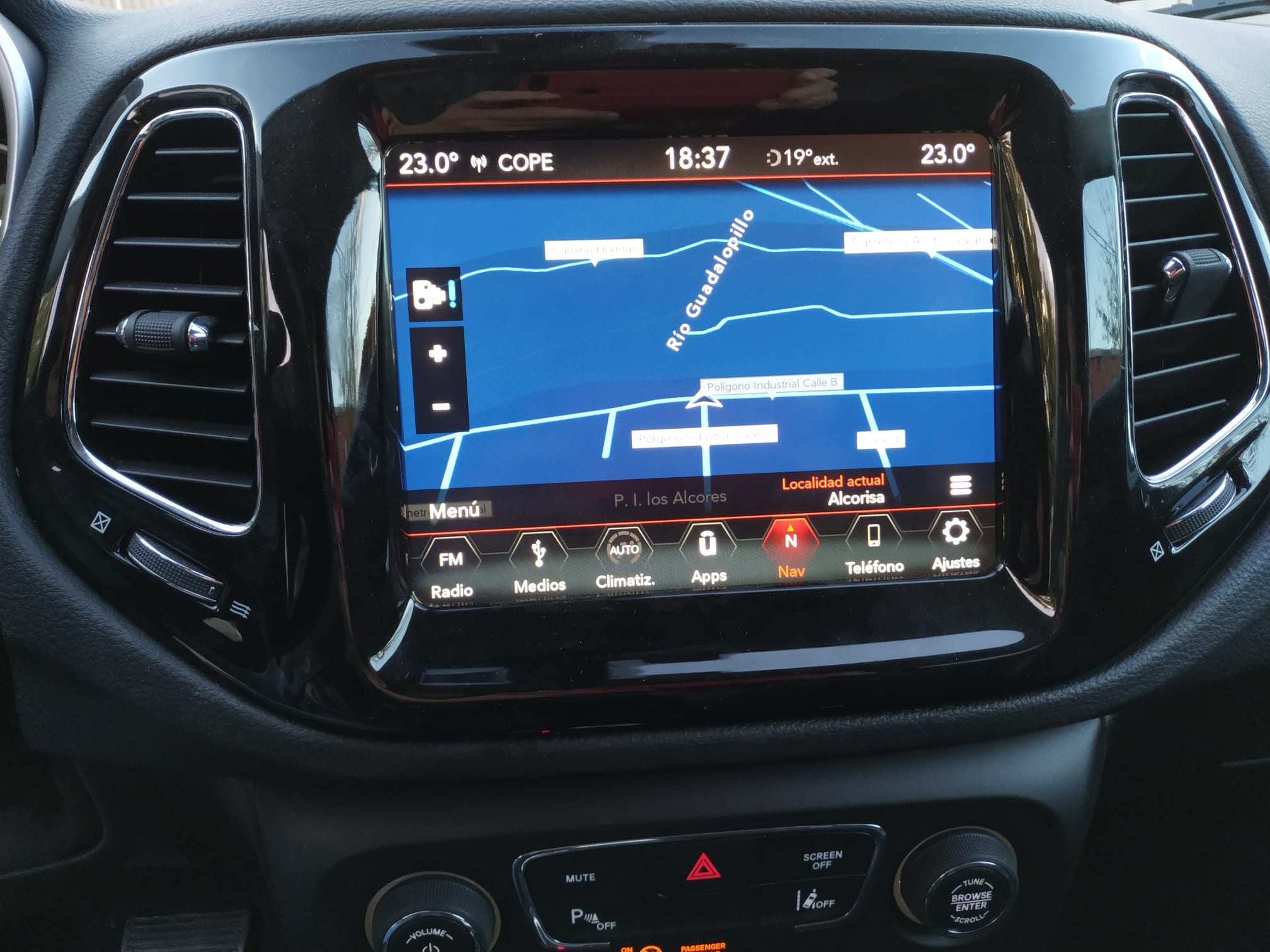 WhatsApp Image 2025-10-24 at 19.05.54 (5)