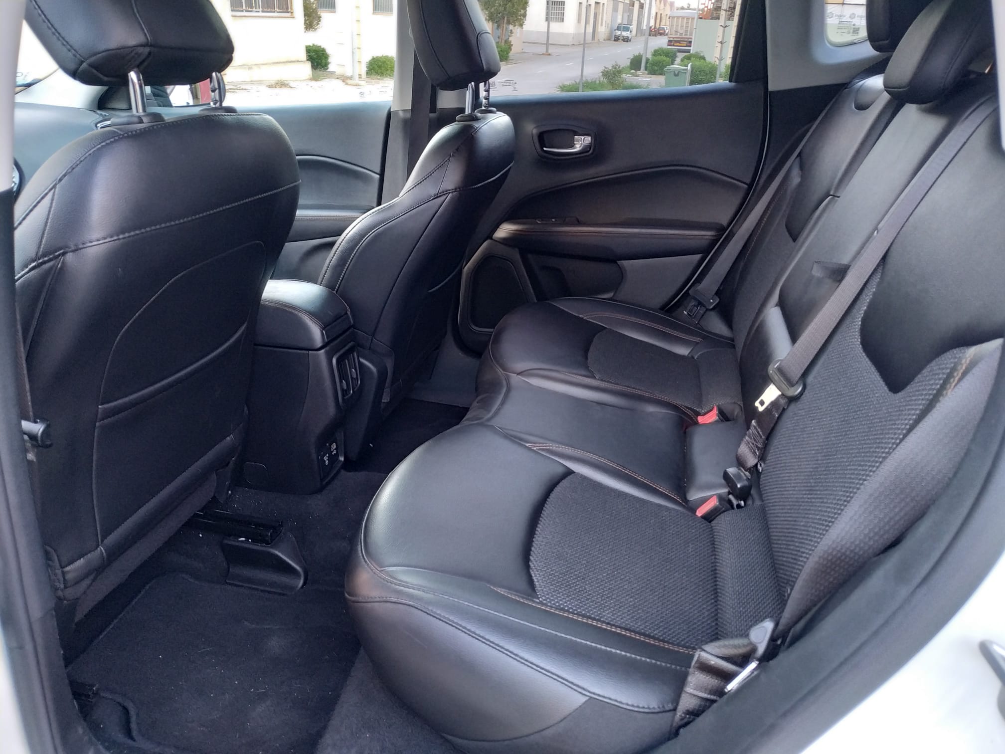 WhatsApp Image 2025-10-24 at 19.05.55 (1) - copia