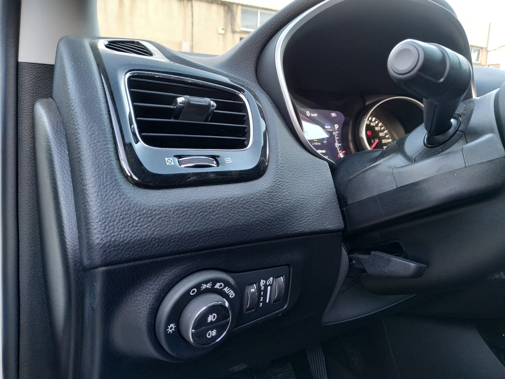 WhatsApp Image 2025-10-24 at 19.05.55 (3) - copia