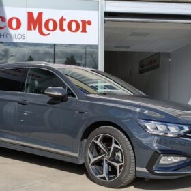 VOLKSWAGEN PASSAT VARIANT R LINE 2.0  TDI  150 CV  DSG