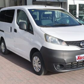 NISSAN NV 200 COMBI CONFORT 5 PLAZAS